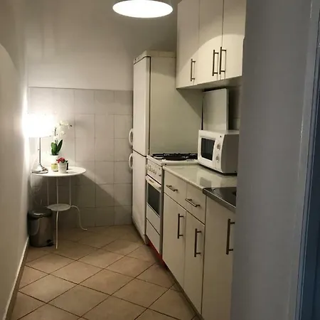 Julie's Centre Apartment
